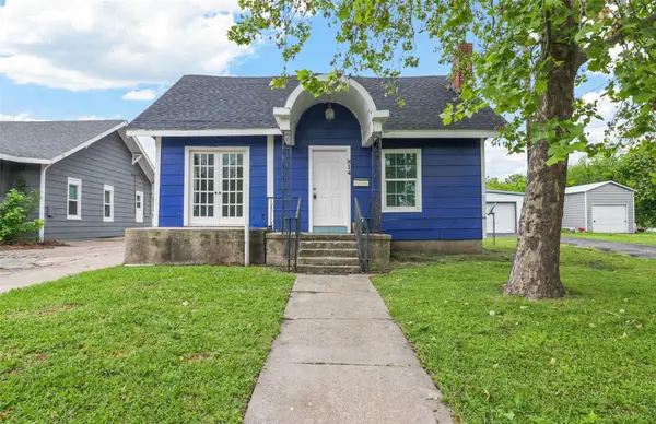 814 N Walnut Street, Sherman, TX 75090