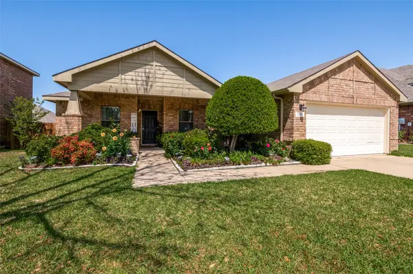 1107 Inglewood Drive, Mansfield, TX 76063