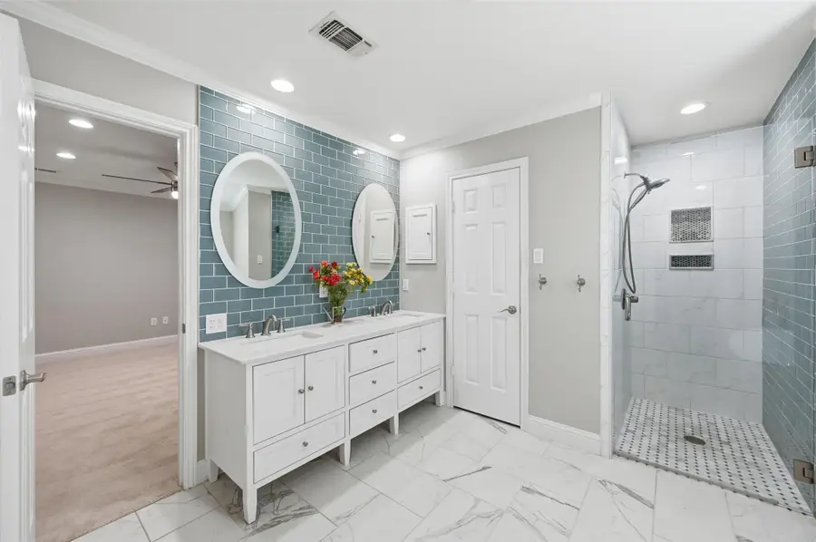 2804 Whispering Trail Circle, Pantego, TX 76013 - #3