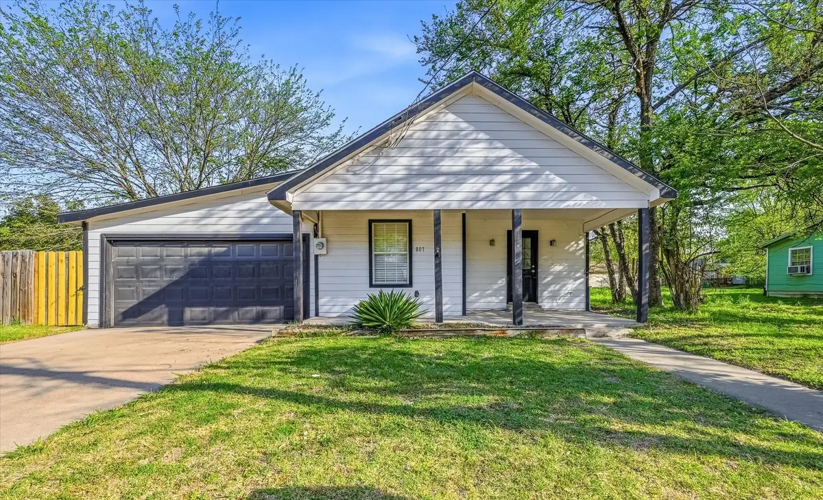 807 Wyatt Street, Waxahachie, TX 75165 - #1