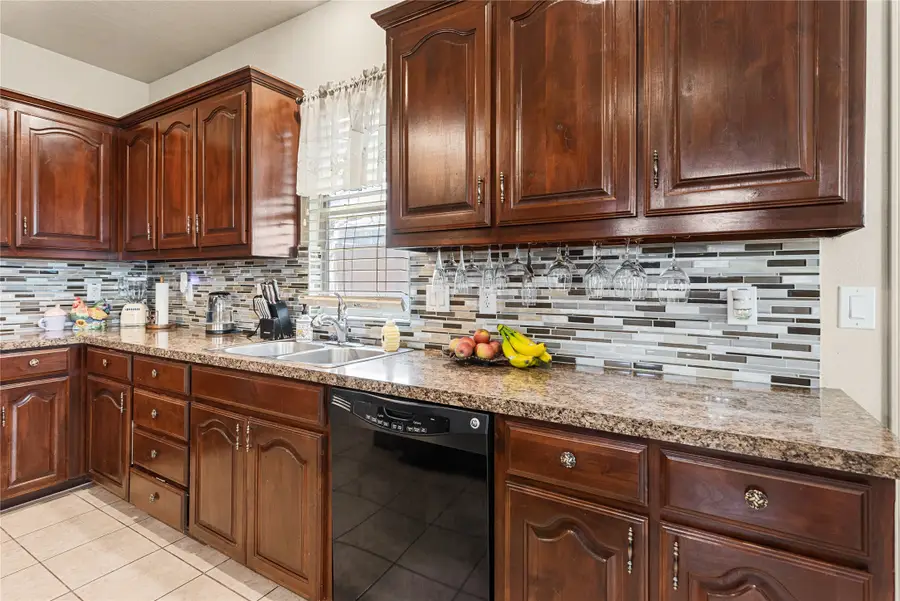 3109 Pecan Tree Drive, Denton, TX 76210 - #3