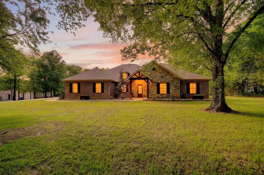 2211 Canyon Lake Road, Wills Point, TX 75169 - #2