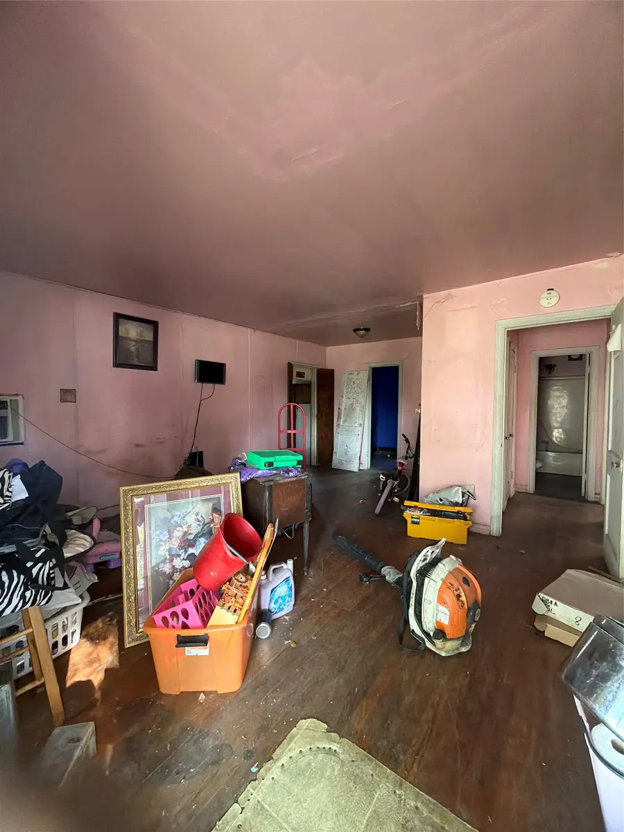 205 Graham Avenue, Bonham, TX 75418 - #3