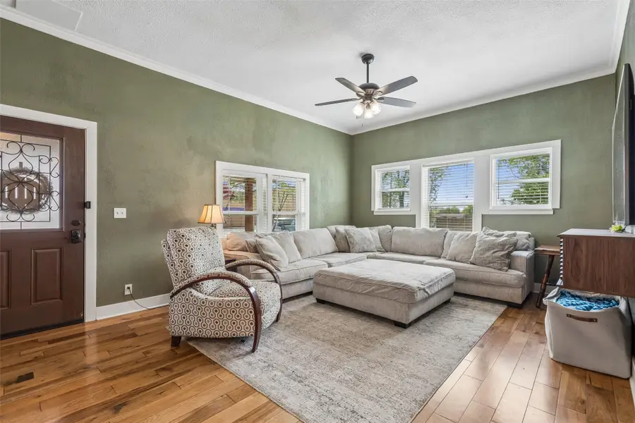 507 N 7th Street, Sanger, TX 76266 - #3