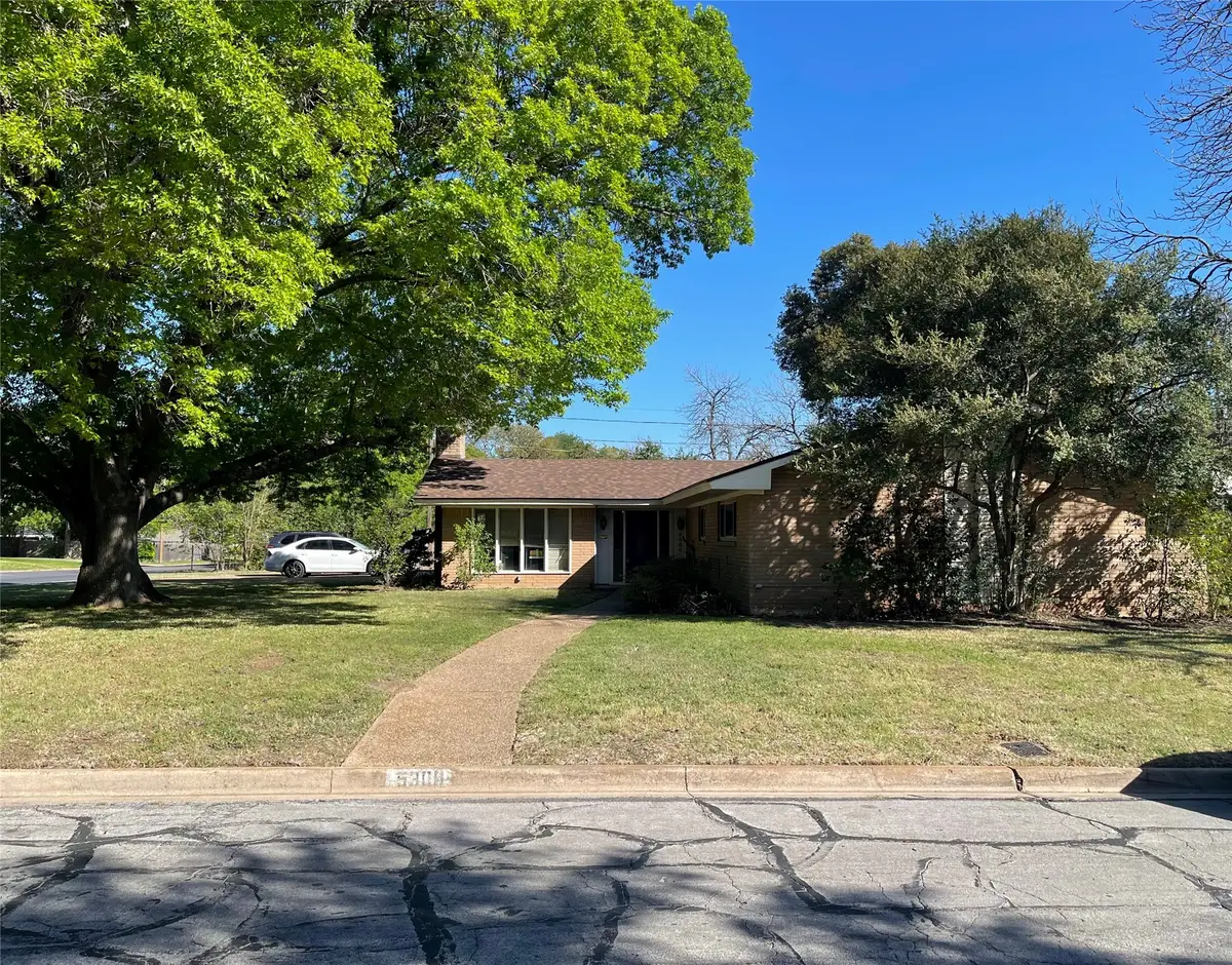 5300 Lake Crest Drive, Waco, TX 76710 - #1