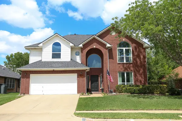 6129 Pebble Creek Drive, North Richland Hills, TX 76180