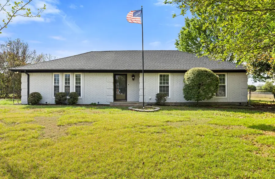 961 Shilling Drive, Elm Mott, TX 76640 - #2
