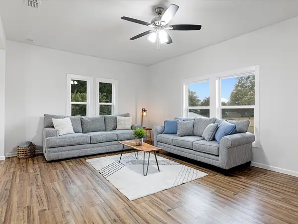 611 Cherry Street, Bowie, TX 76230