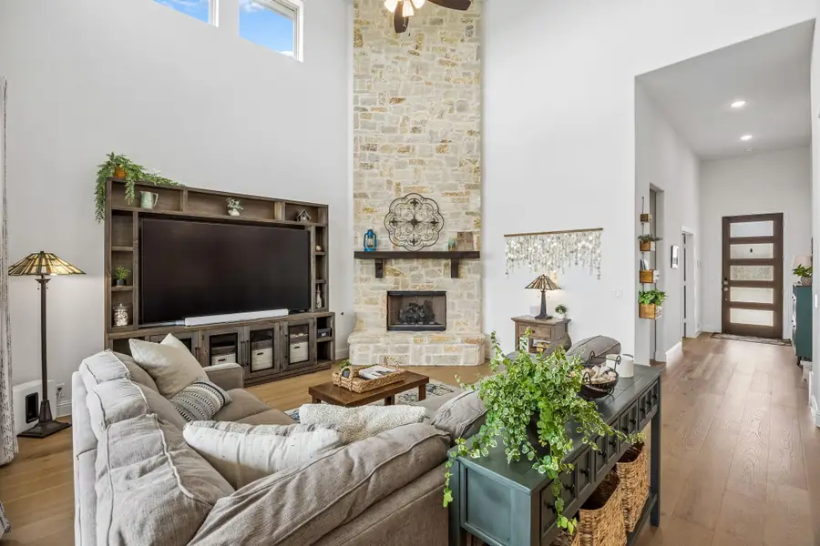 213 Lakewood Lane, Ponder, TX 76259 - #2