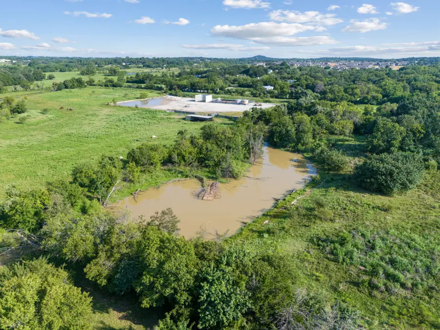 334 Eddy Avenue, Joshua, TX 76058 - #2