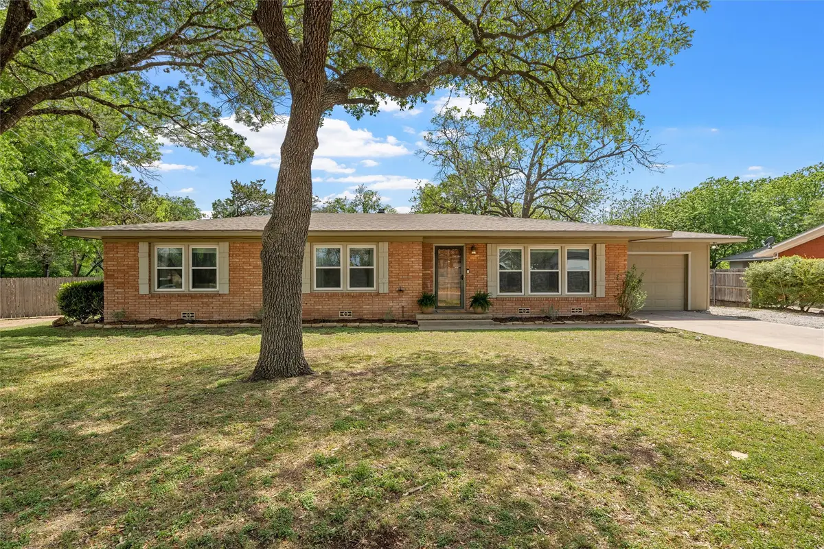 2306 Oak Cliff Drive, Waco, TX 76710 - #1