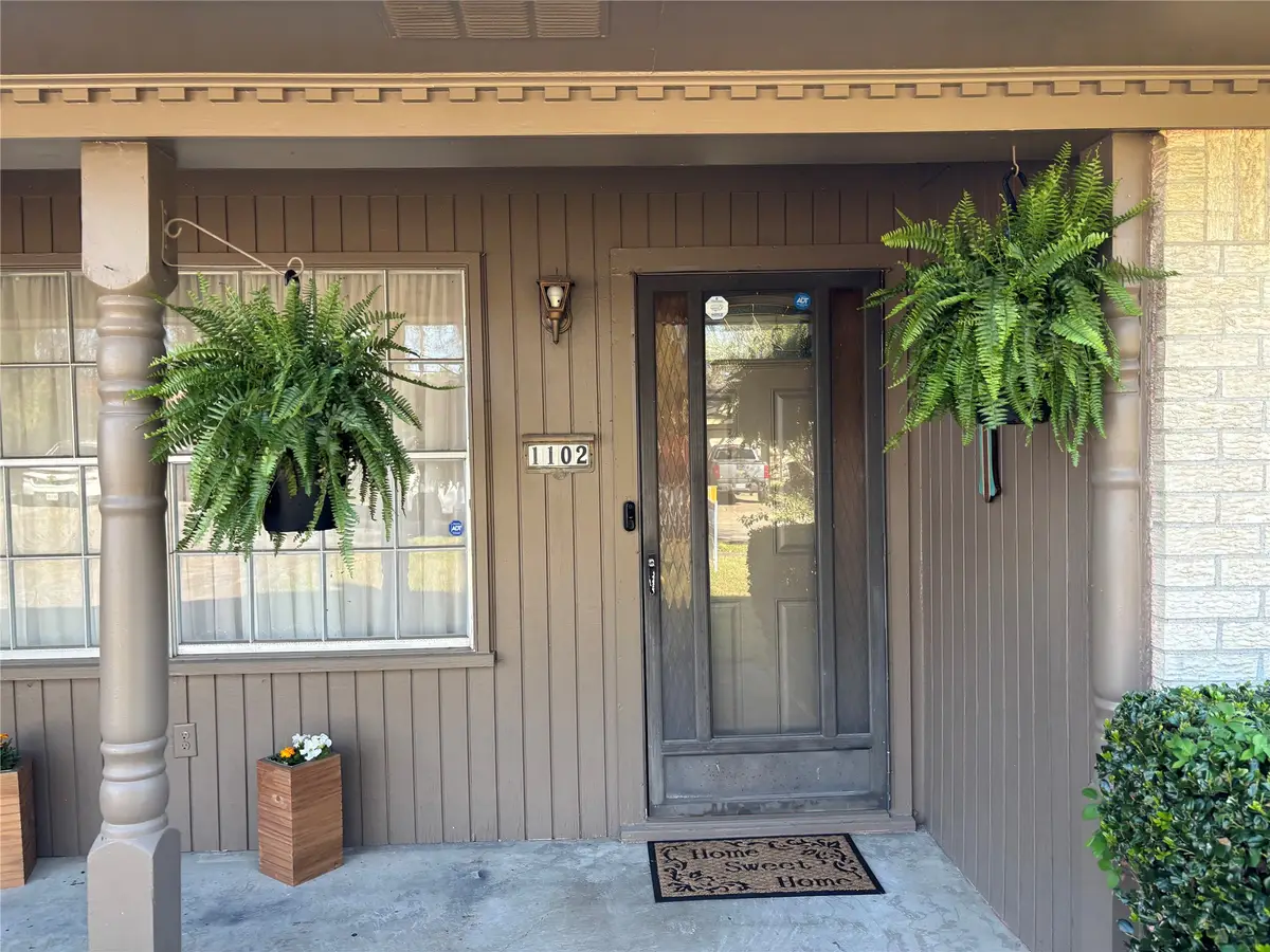 1102 Anthony Drive, Ennis, TX 75119 - #1