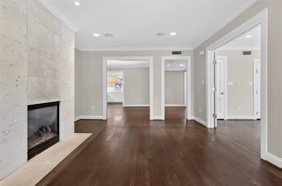 4009 Prescott Avenue, Dallas, TX 75219 - #3