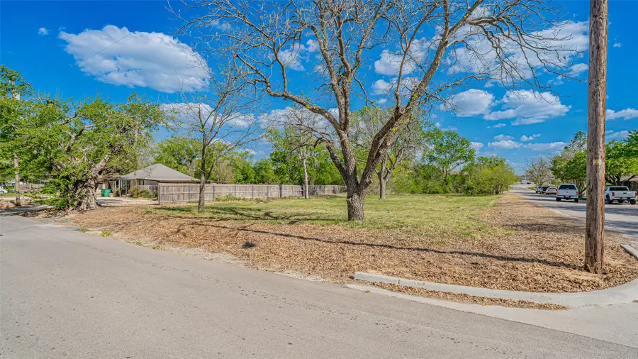 1290 W Hyman Street, Stephenville, TX 76401 - #3