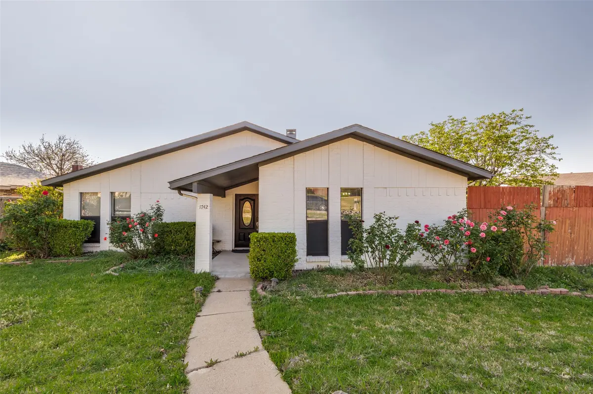 1742 Delaford Drive, Carrollton, TX 75007 - #1