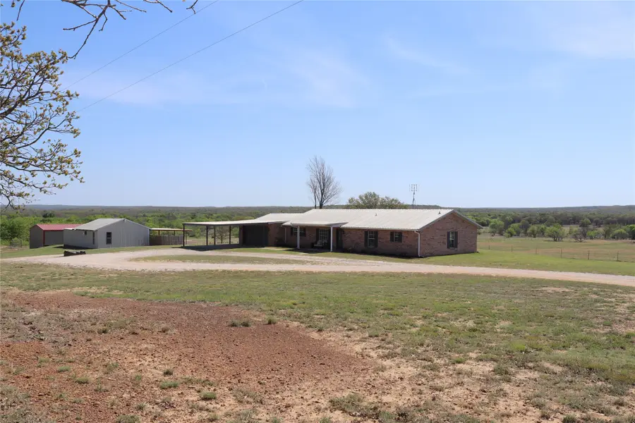 957 Frog Hollar, Bowie, TX 76230 - #2