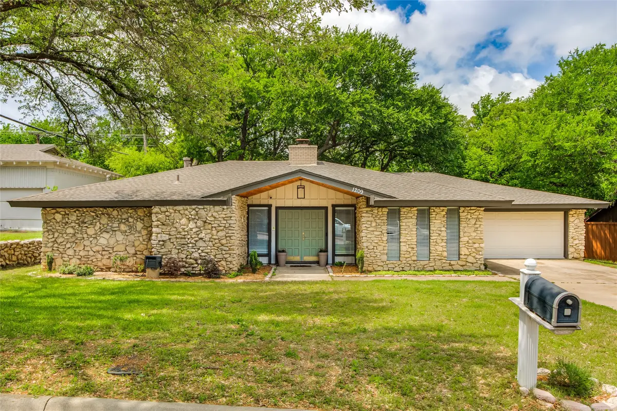 1209 Wade Drive, Bedford, TX 76022 - #1