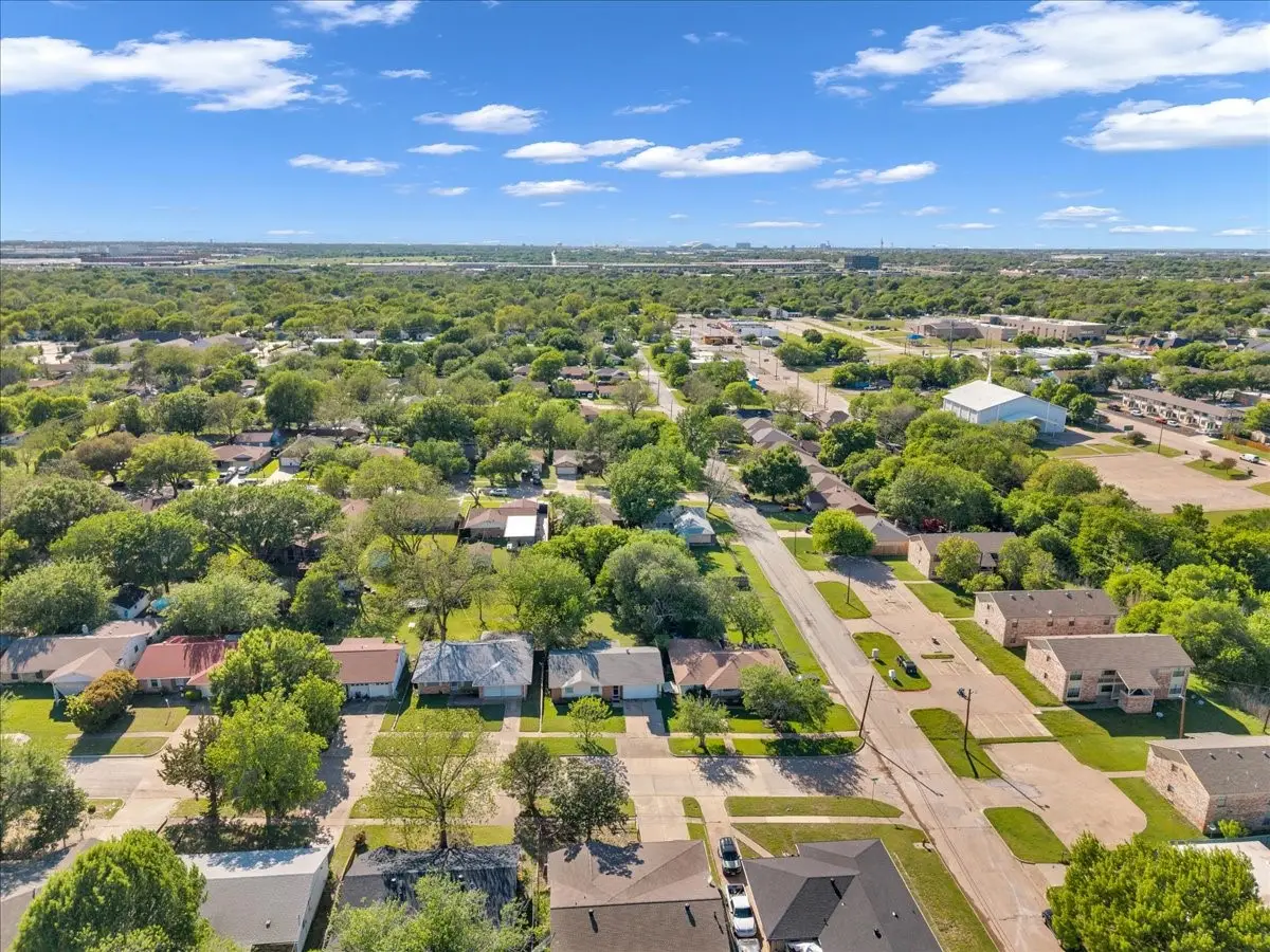 905 SE 3rd Street, Grand Prairie, TX 75051 - #1