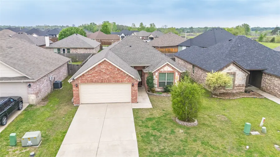 133 Cherokee Street, Greenville, TX 75402 - #2