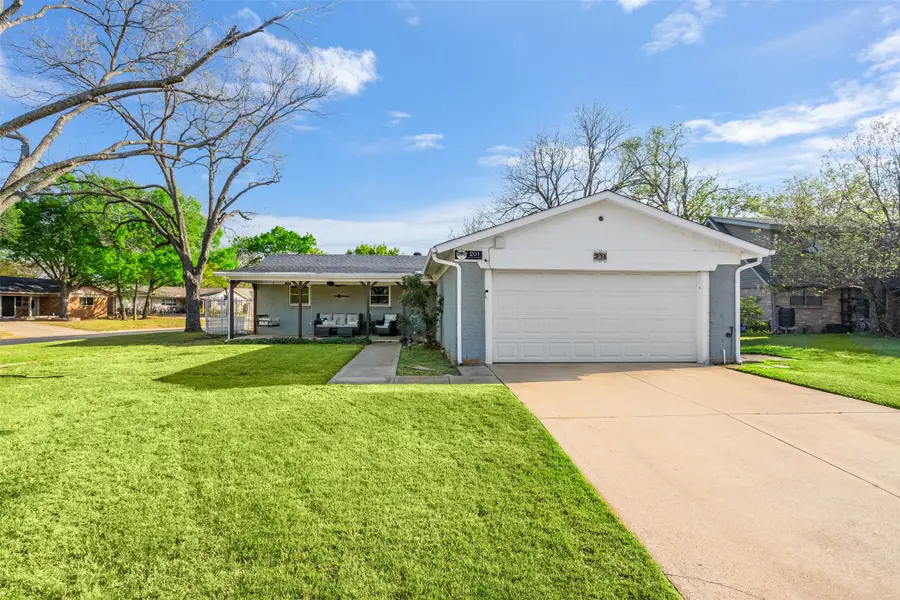 201 Olive Street, Hurst, TX 76053 - #3