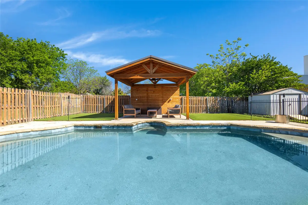 439 S Snyder Avenue, Justin, TX 76247 - #1