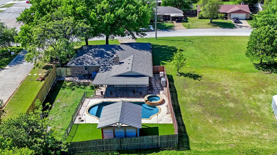 439 S Snyder Avenue, Justin, TX 76247 - #2