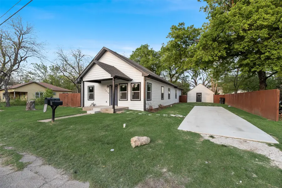 1014 Trinity Street, Cleburne, TX 76031 - #3