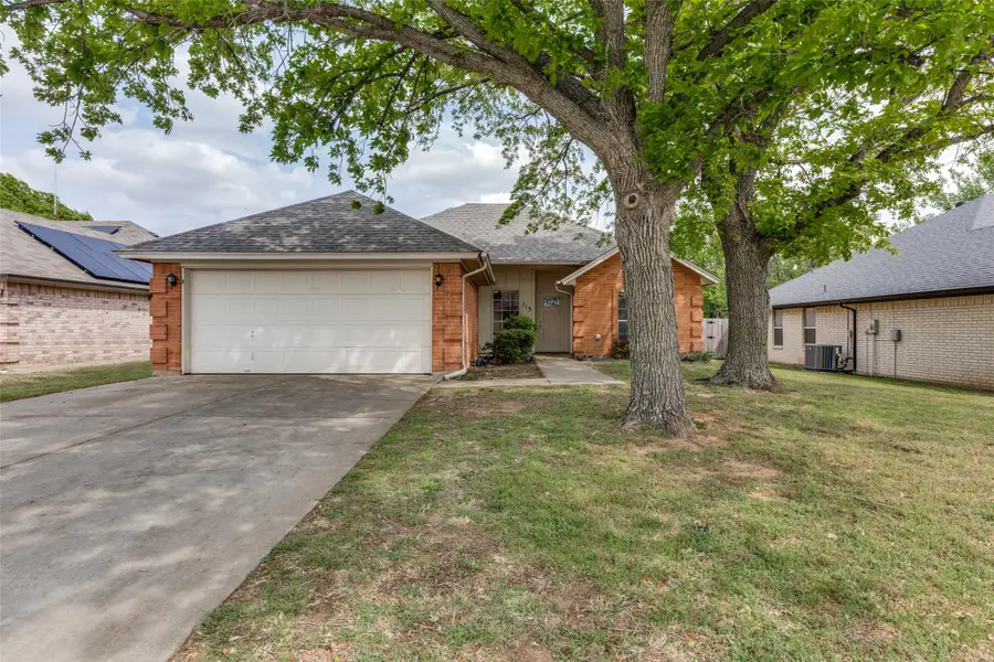 113 Saint James Court, Rhome, TX 76078 - #2