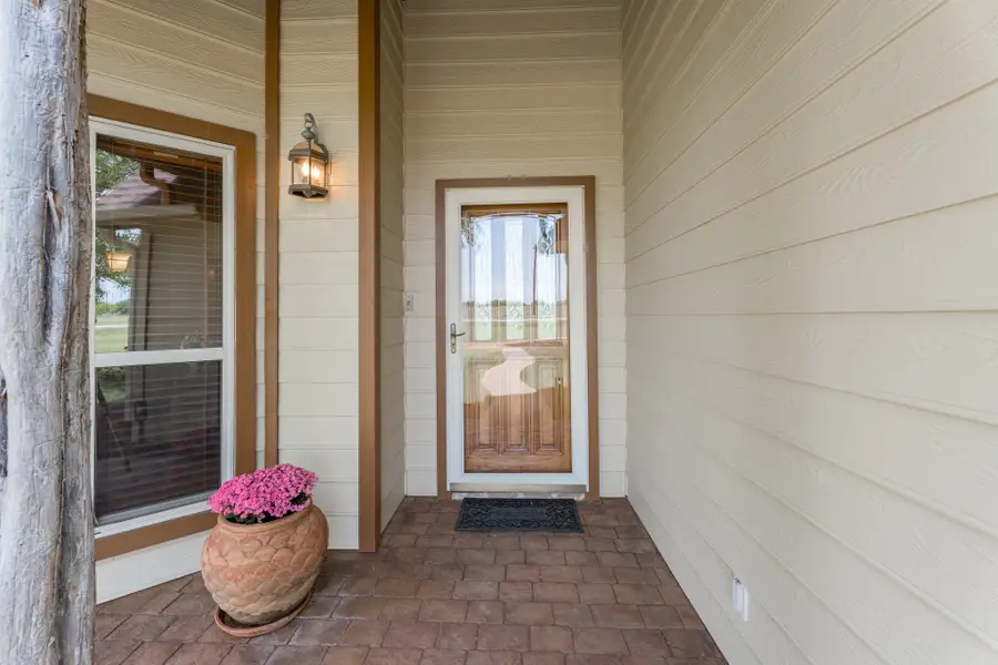 3401 Old Barn Court, Granbury, TX 76048 - #3