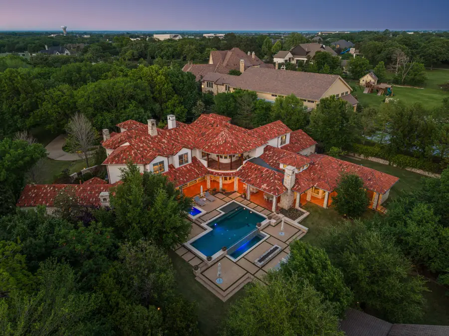 545 W Highland Street, Southlake, TX 76092 - #2
