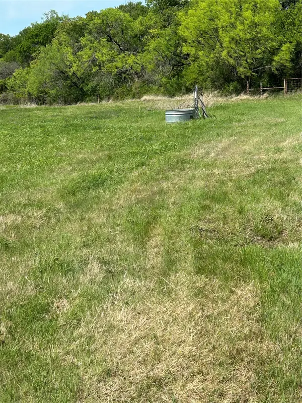 38295 N State Highway 108, Mingus, TX 76463