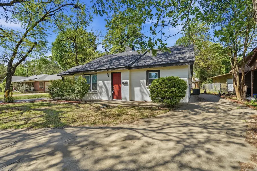 711 Roberts Cut Off Road, River Oaks, TX 76114 - #2