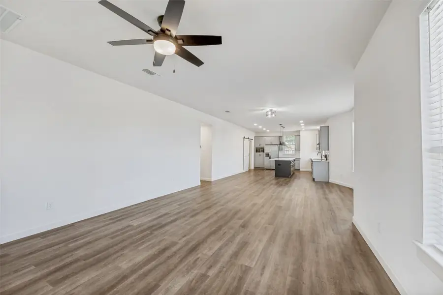 1704 S Jennings Avenue, Fort Worth, TX 76110 - #3