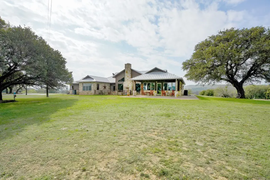 1084 Beddo Mountain, Santo, TX 76472 - #2
