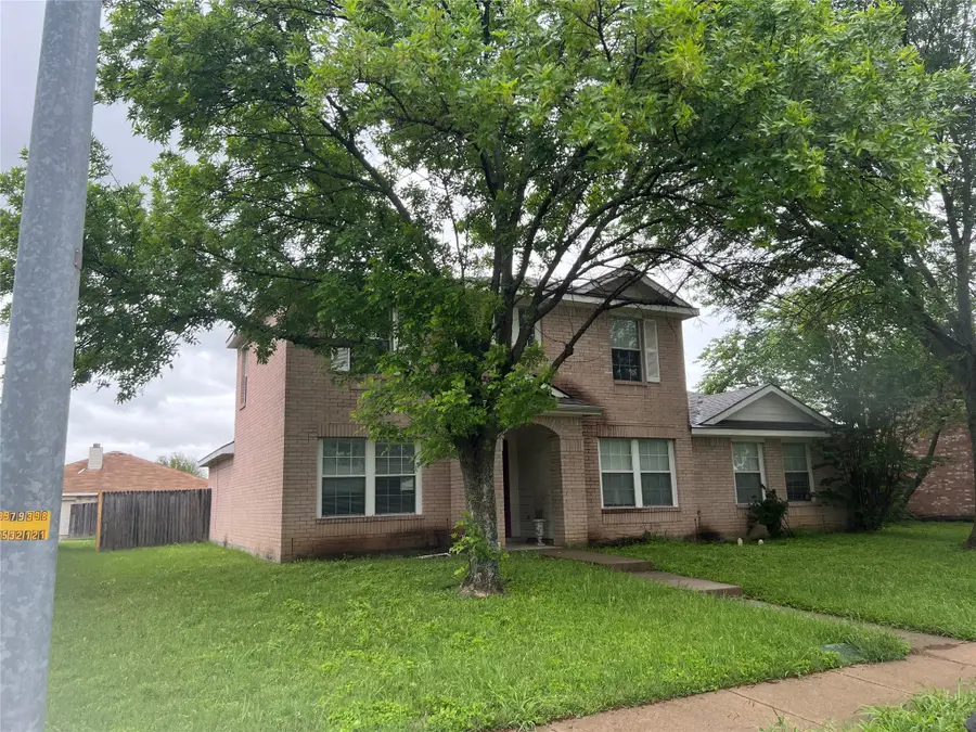 140 Rolling Hills Place, Lancaster, TX 75146 - #2