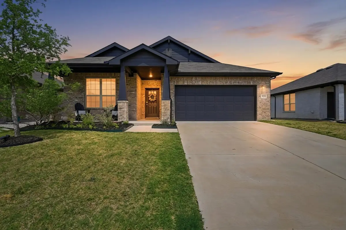 924 Ravenwood Lane, Van Alstyne, TX 75495 - #1