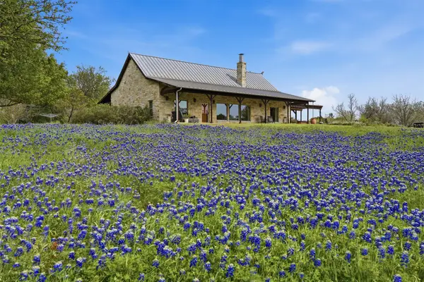 825 Benavides Lane, Mineral Wells, TX 76067