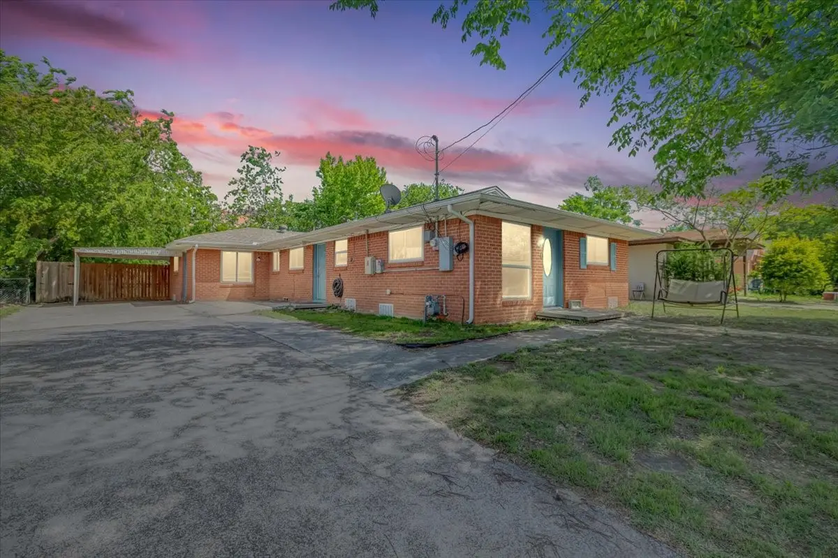 713 Bailey Street, Denton, TX 76205 - #1