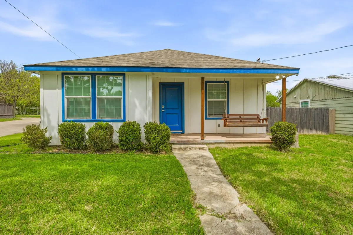 1037 W Frey Street, Stephenville, TX 76401 - #1