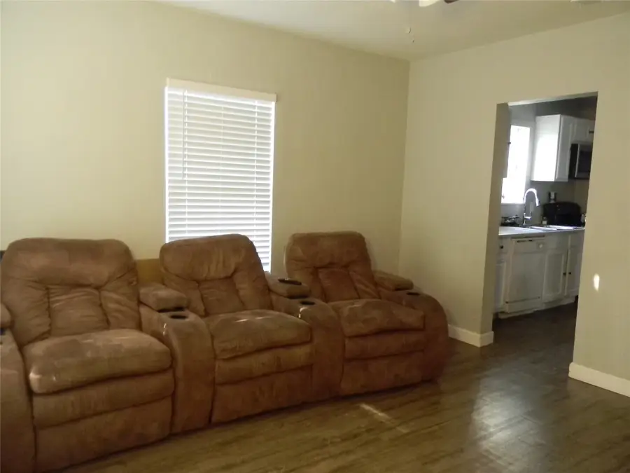 2320 S Denley Drive, Dallas, TX 75216 - #2
