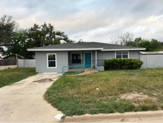 15 Burleson, Eden, TX 76837 - #1