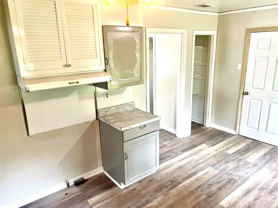 102 E Walker Avenue, Temple, TX 76501 - #2