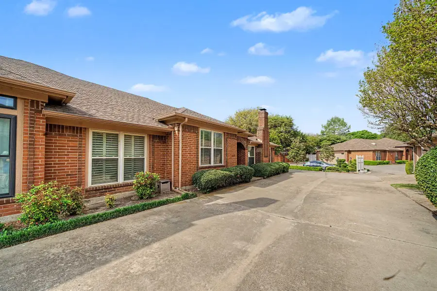 6609 Waterwood Circle, Benbrook, TX 76132 - #2