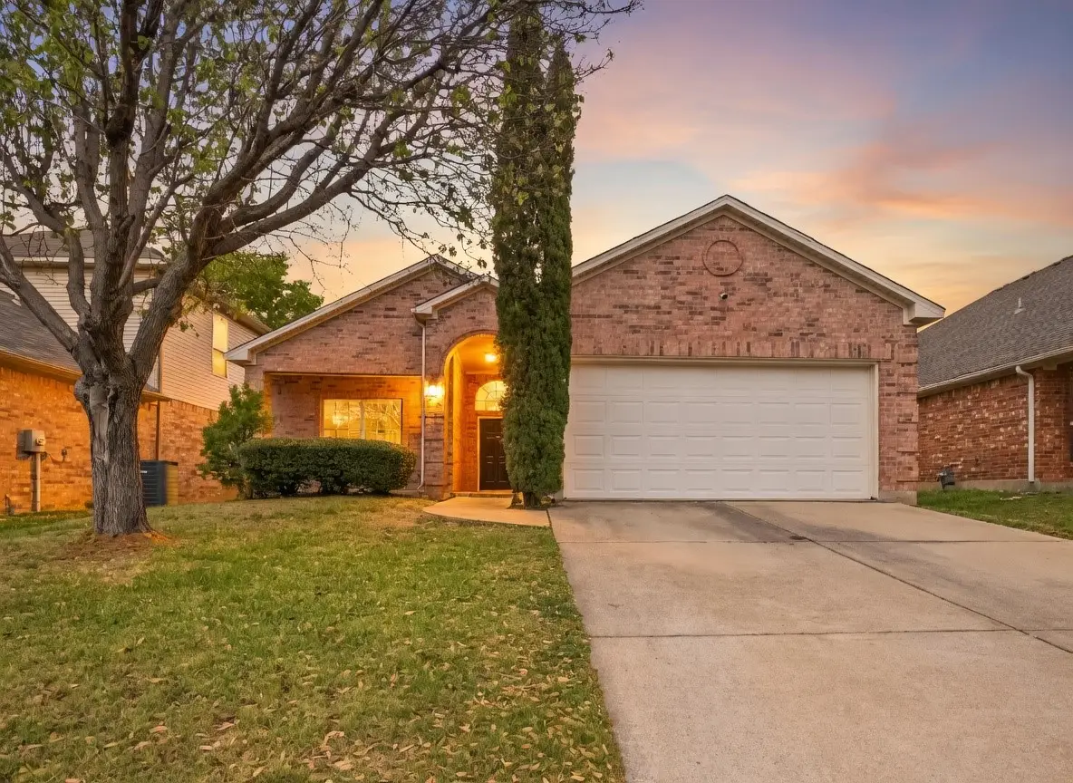 3023 Stallion Crossing, Irving, TX 75060 - #1