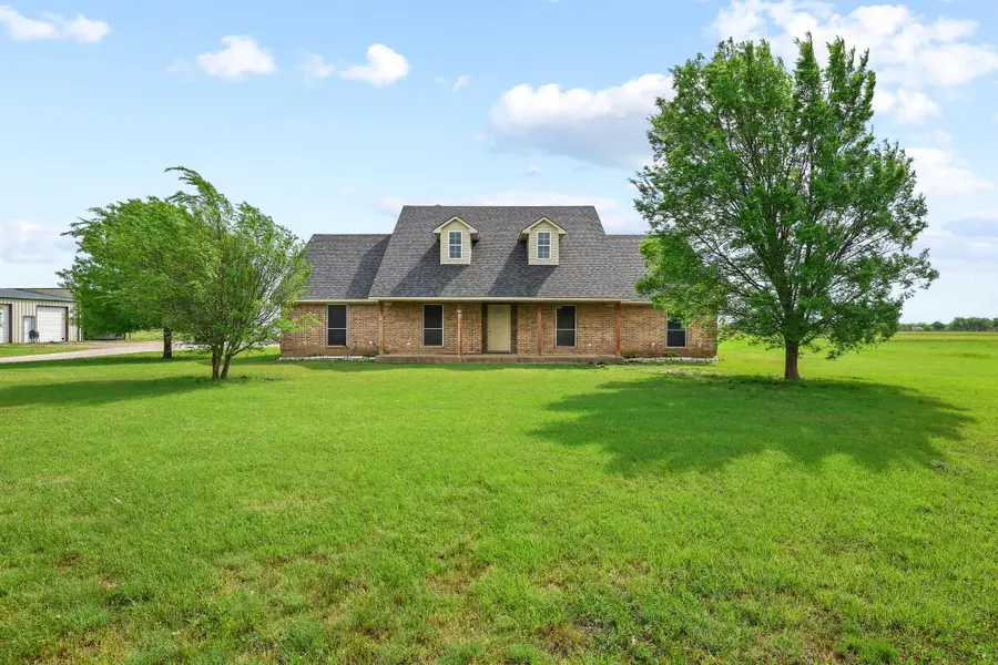 386 Scoggins Road, Tioga, TX 76271 - #2