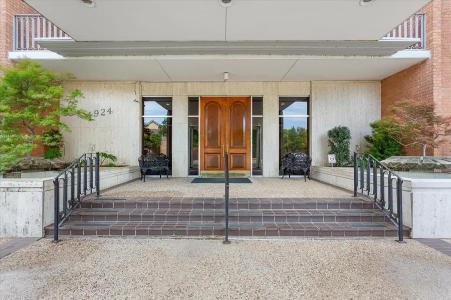 4924 Cobbs #3C, Waco, TX 76710 - #3