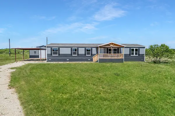 1057 Hopewell Road, Bellevue, TX 76228