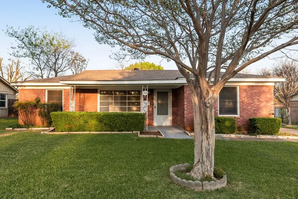 3908 Tejas Trail, Lake Worth, TX 76135 - #1