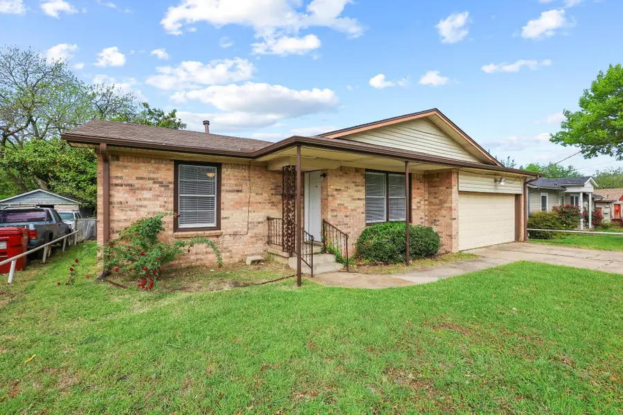 406 N Burdette Avenue, Sherman, TX 75090 - #3