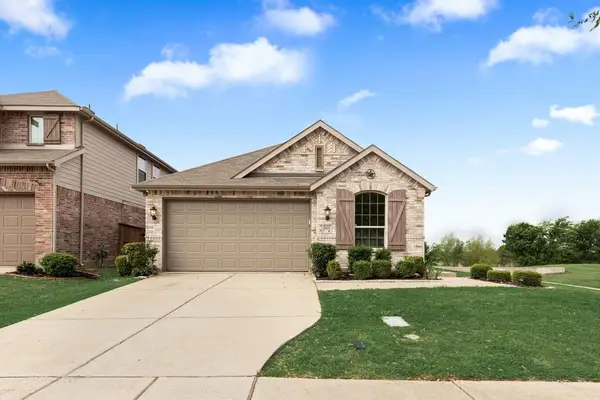 3411 Blue Granite Lane, Heartland, TX 75126